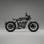 #tank_blackout_edition_seat_sattel_braun_mudguards_mattschwarze_kotflügel_und_einlagen_am_batteriegehäuse