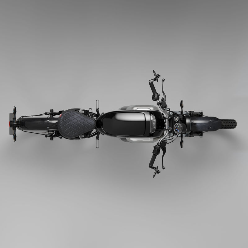 #tank_tank_schwarz_seat_sattel_schwarz_mudguards_carbonfaser-kotflügel_und_mattschwarze_einlagen_am_batteriegehäuse