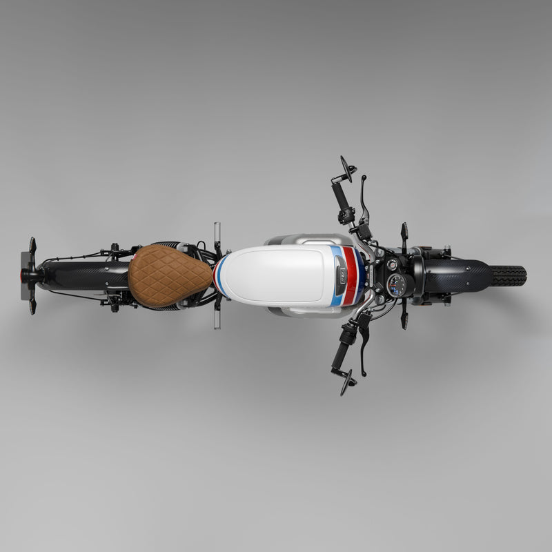 #tank_tank_gilbert_design_seat_sattel_braun_mudguards_carbonfaser-kotflügel_und_mattschwarze_einlagen_am_batteriegehäuse